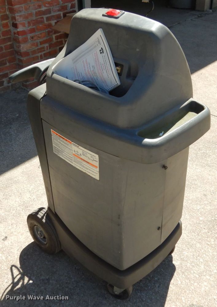 image for item KI9611 Roninair ACR2000  refrigerant recovery machine