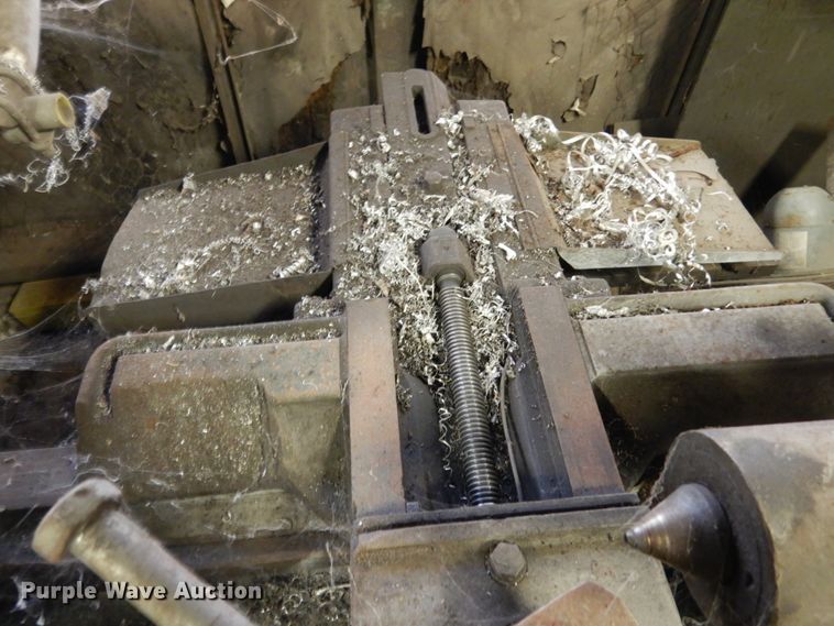 image for item KI9669 Lodge & Shipley  lathe