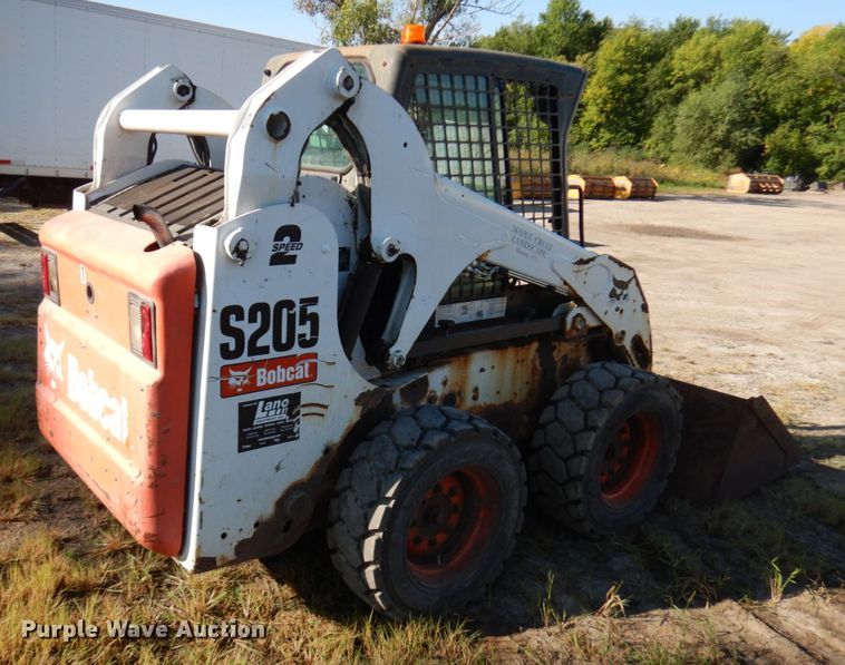 image for item KJ9945 2010 Bobcat S205  skid steer loader