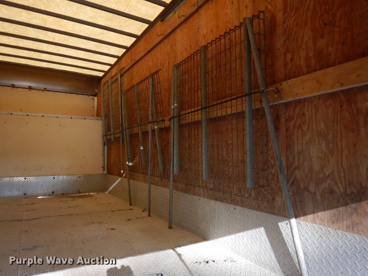 image for item KJ9947 2010 Chevrolet Express 3500  box truck