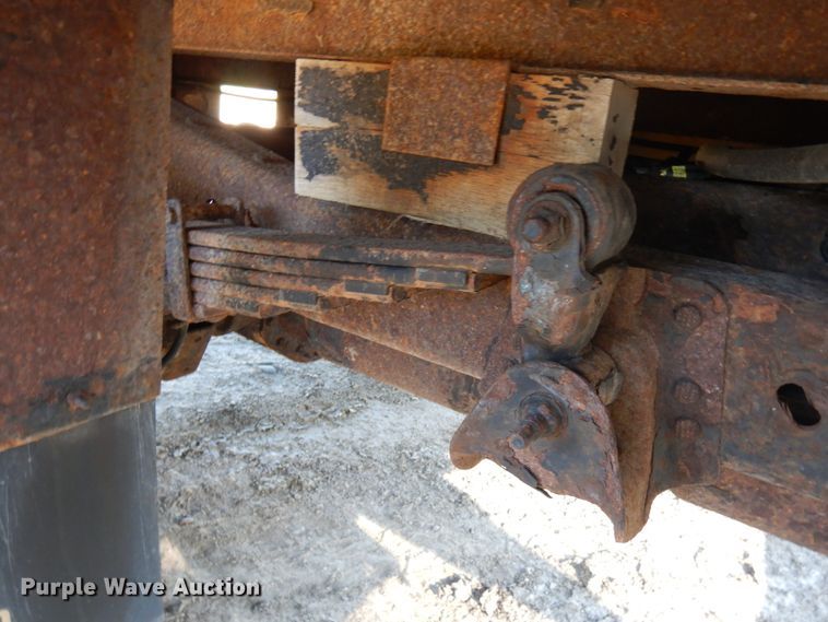 image for item KJ9947 2010 Chevrolet Express 3500  box truck