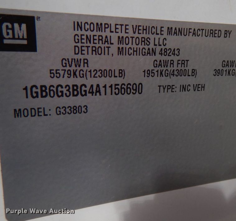 image for item KJ9947 2010 Chevrolet Express 3500  box truck