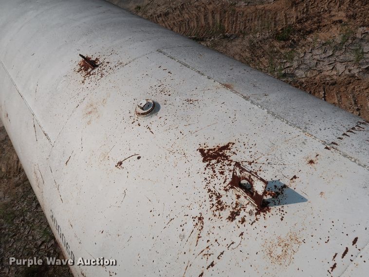 image for item KQ9735 Fuel tank