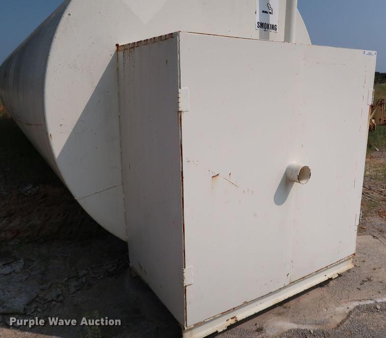 image for item KQ9735 Fuel tank