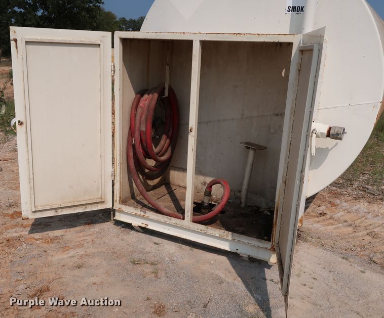 image for item KQ9735 Fuel tank