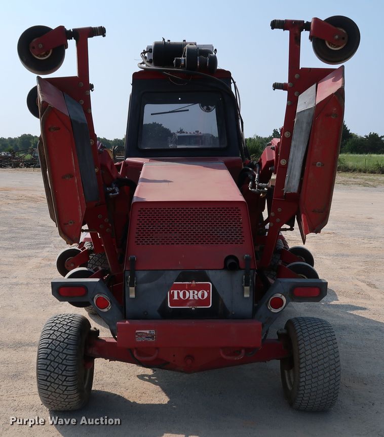 image for item KQ9738 Toro Groundsmaster 580-D  lawn mower