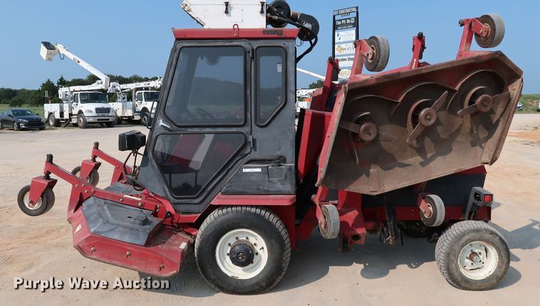 image for item KQ9738 Toro Groundsmaster 580-D  lawn mower