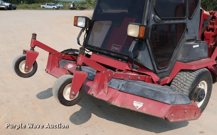 image for item KQ9738 Toro Groundsmaster 580-D  lawn mower