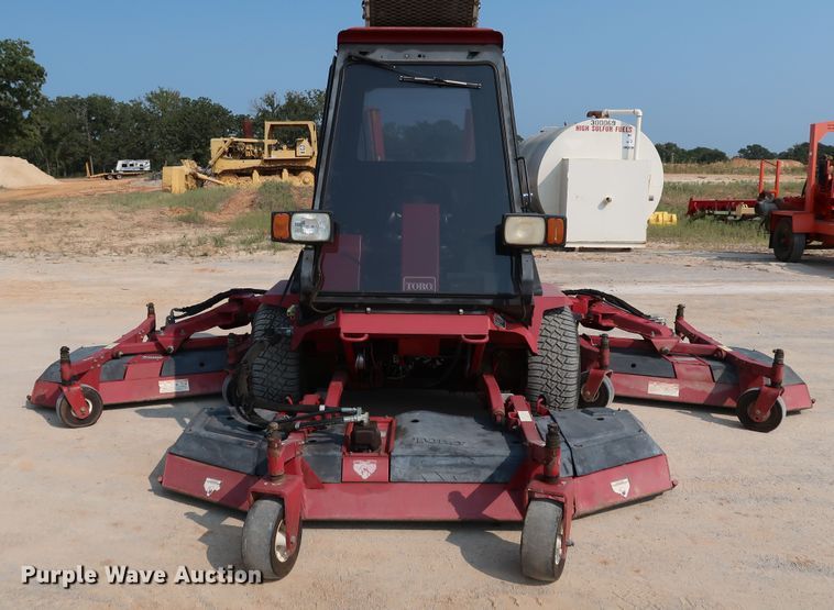 image for item KQ9738 Toro Groundsmaster 580-D  lawn mower