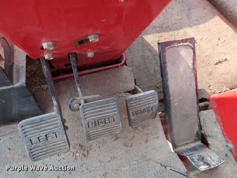 image for item KQ9738 Toro Groundsmaster 580-D  lawn mower