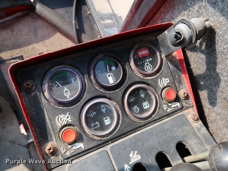 image for item KQ9738 Toro Groundsmaster 580-D  lawn mower