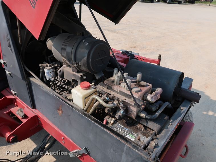 image for item KQ9738 Toro Groundsmaster 580-D  lawn mower