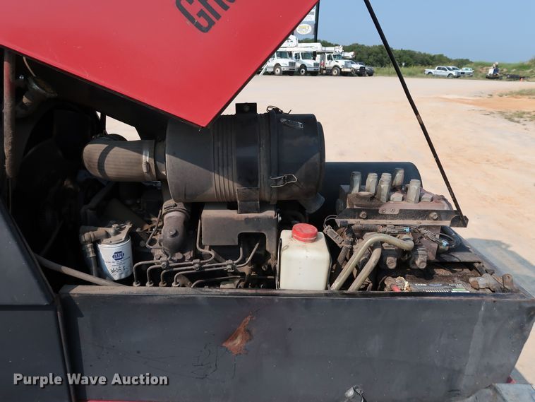 image for item KQ9738 Toro Groundsmaster 580-D  lawn mower