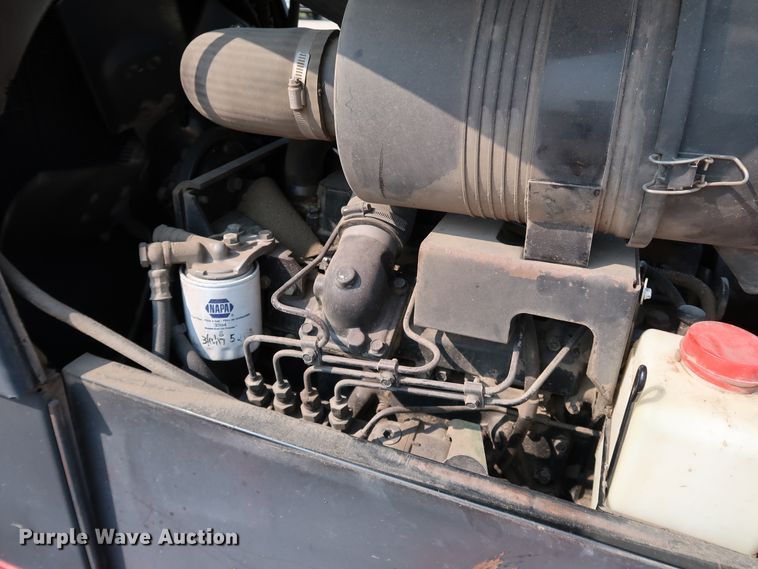 image for item KQ9738 Toro Groundsmaster 580-D  lawn mower