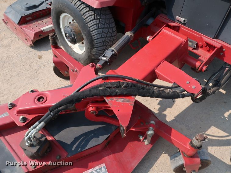 image for item KQ9738 Toro Groundsmaster 580-D  lawn mower