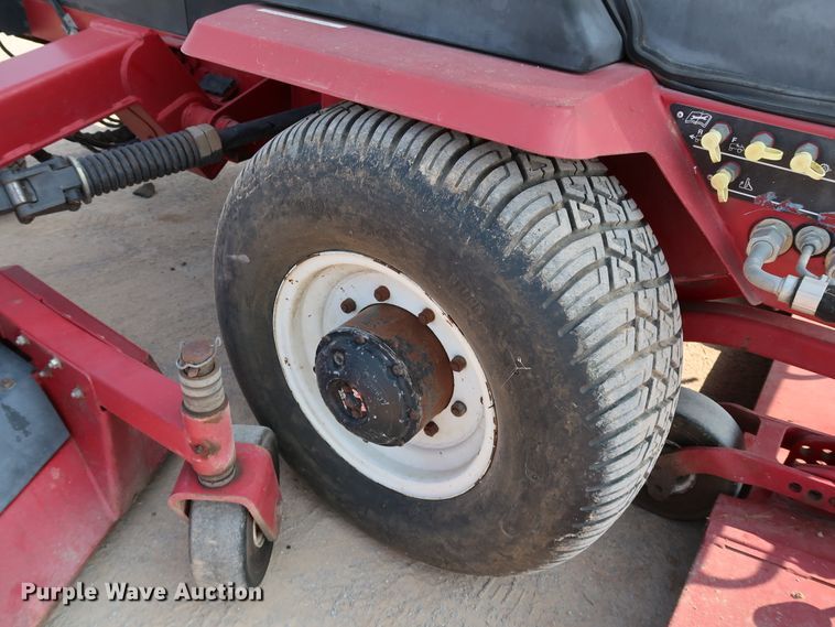 image for item KQ9738 Toro Groundsmaster 580-D  lawn mower