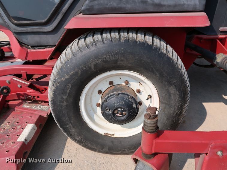 image for item KQ9738 Toro Groundsmaster 580-D  lawn mower