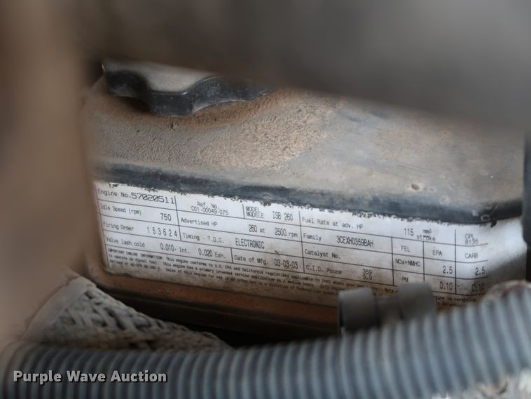 image for item KQ9739 2003 Freightliner MT55  food truck