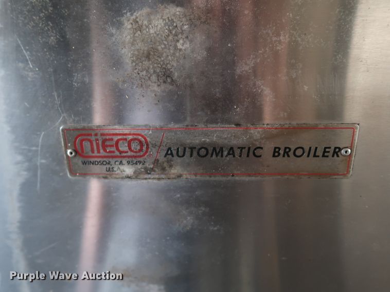 image for item KQ9739 2003 Freightliner MT55  food truck