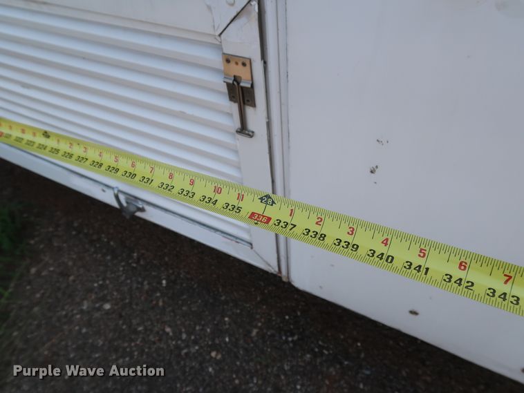 image for item KQ9739 2003 Freightliner MT55  food truck