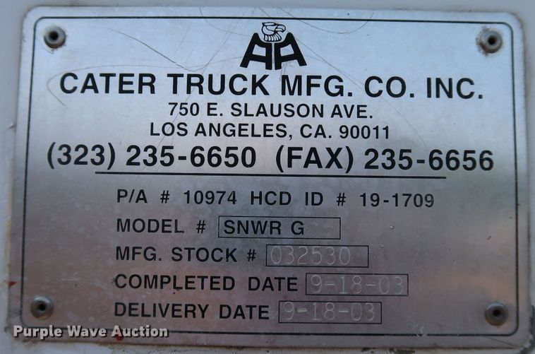 image for item KQ9739 2003 Freightliner MT55  food truck
