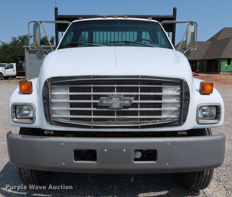 image for item KQ9746 1998 Chevrolet C6500  flatbed truck