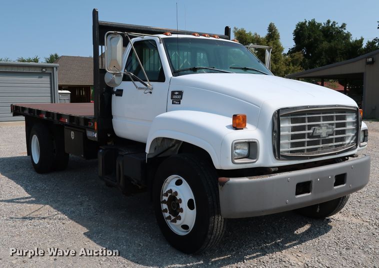 image for item KQ9746 1998 Chevrolet C6500  flatbed truck
