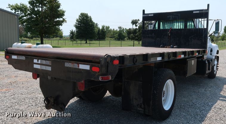 image for item KQ9746 1998 Chevrolet C6500  flatbed truck