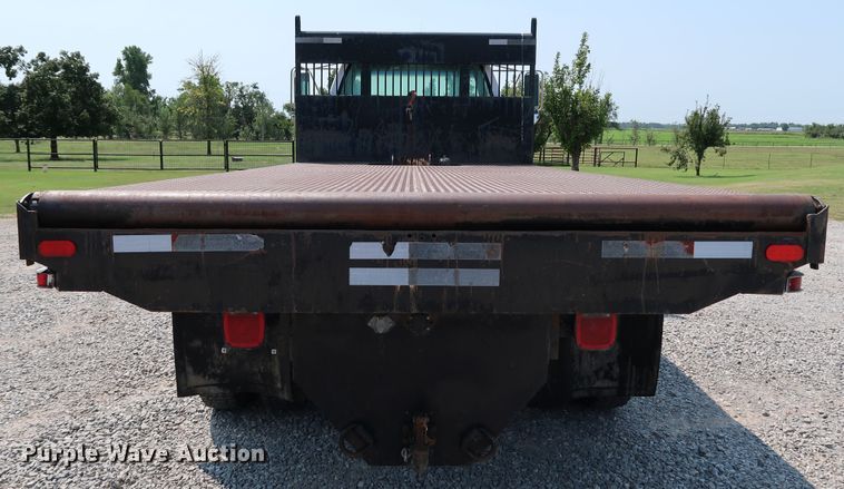 image for item KQ9746 1998 Chevrolet C6500  flatbed truck