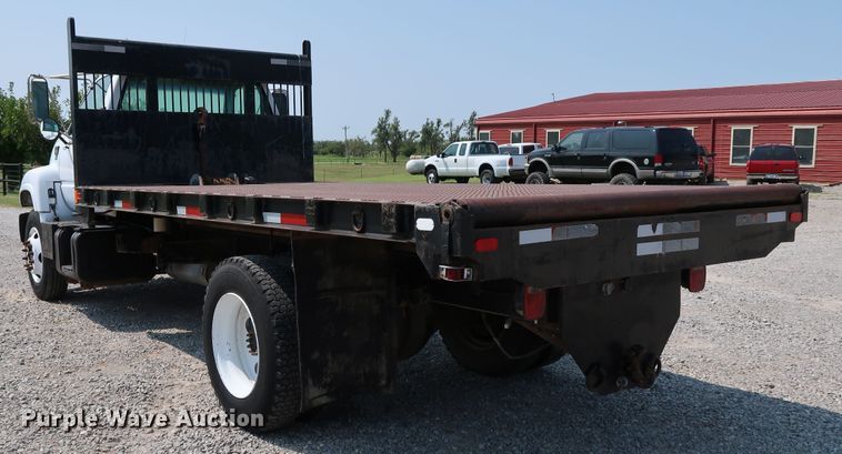image for item KQ9746 1998 Chevrolet C6500  flatbed truck
