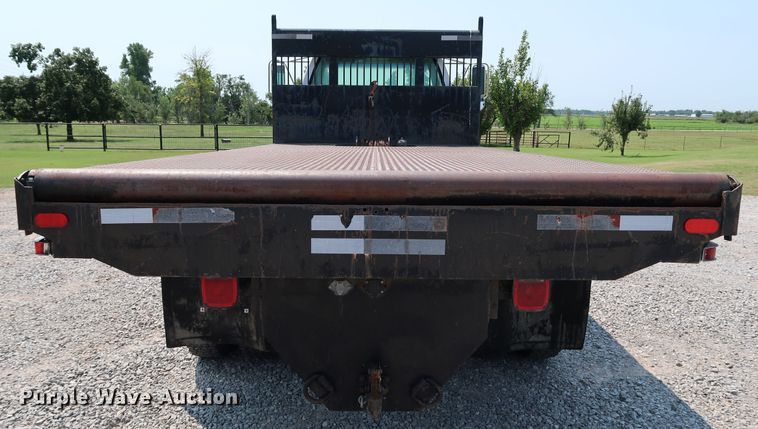 image for item KQ9746 1998 Chevrolet C6500  flatbed truck