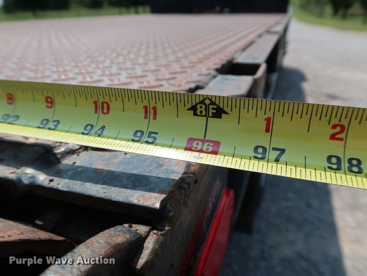 image for item KQ9746 1998 Chevrolet C6500  flatbed truck