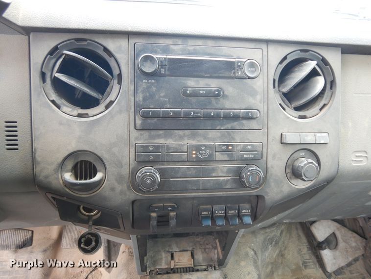 image for item KU9216 2012 Ford F550 Super Duty XL  flatbed truck