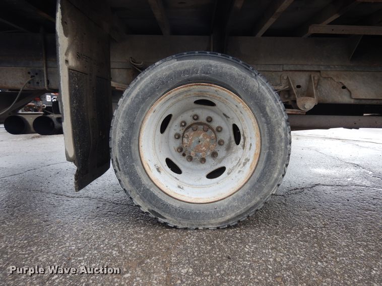 image for item KU9216 2012 Ford F550 Super Duty XL  flatbed truck