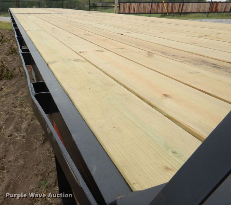 image for item KX9380 2005 Friesen Trailers  equipment trailer