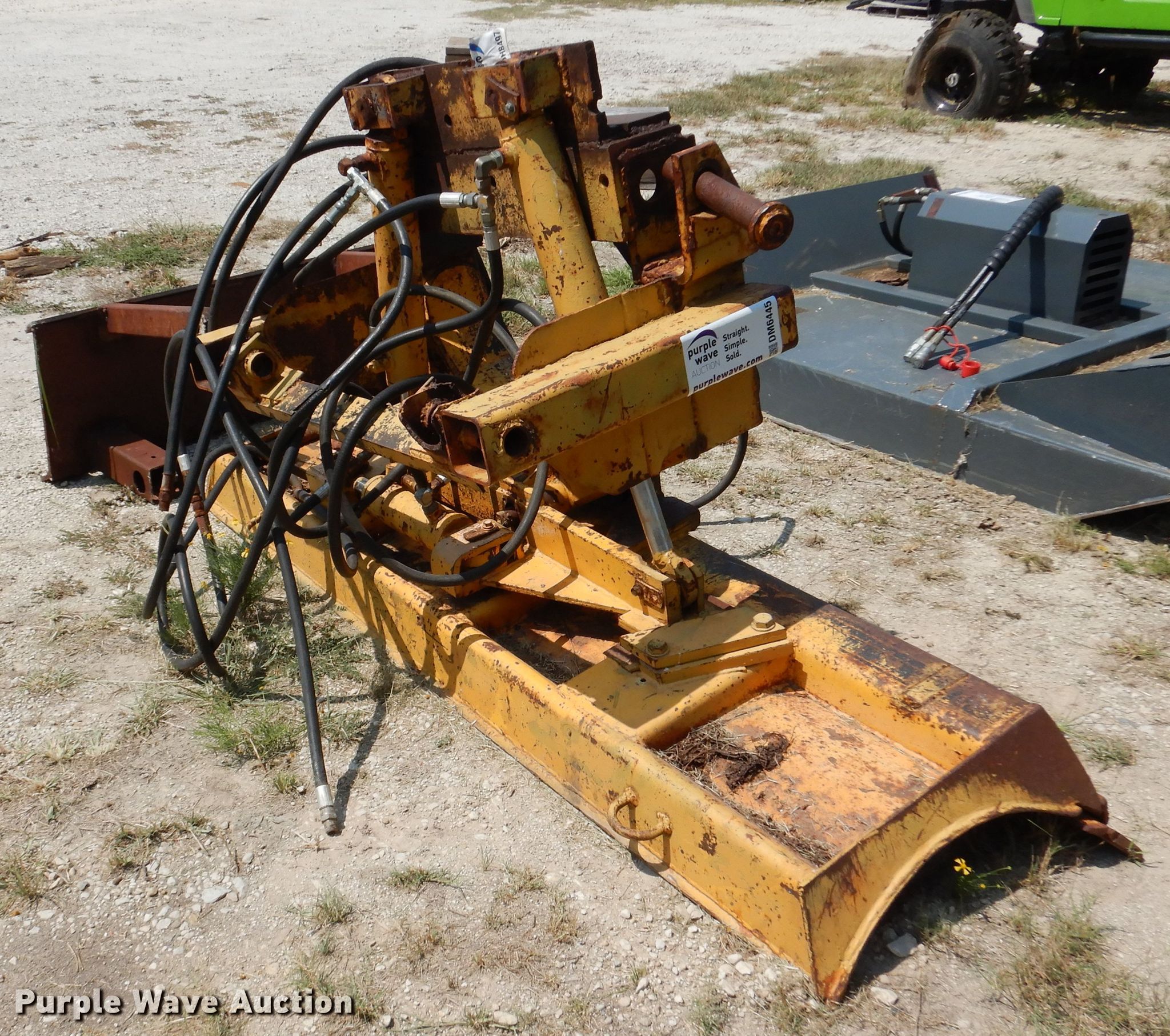 86"W skid steer dozer blade in Gainesville, TX Item DM6445 sold