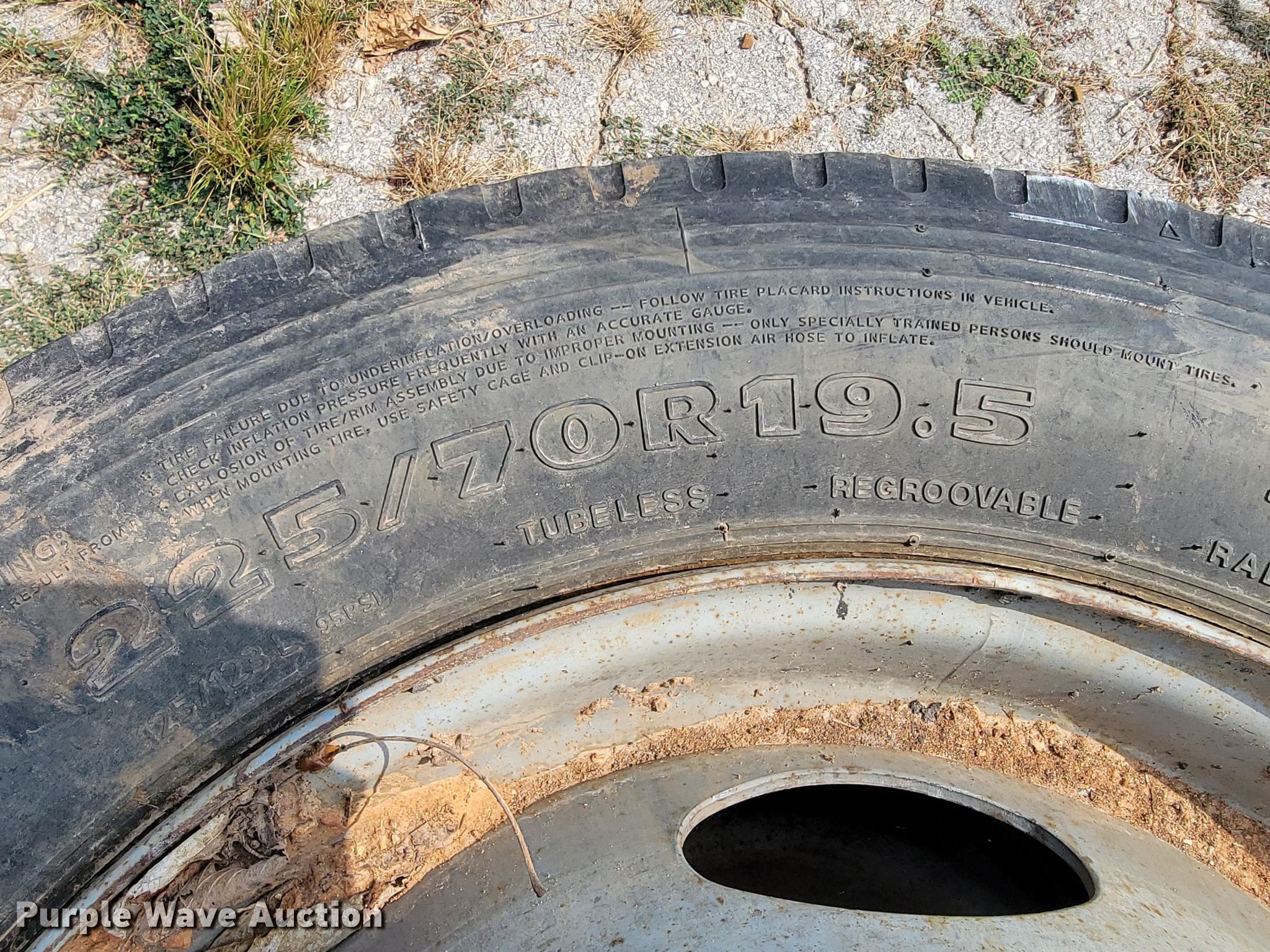 Tires and wheels in Stockton, MO Item KD9501 sold Purple Wave