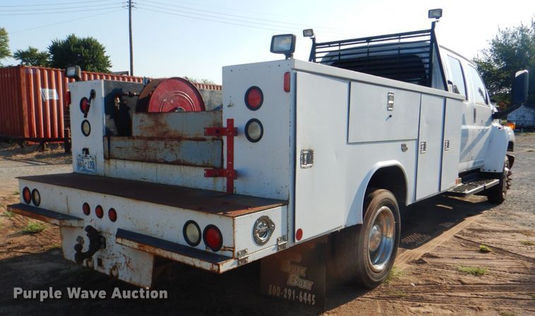 image for item DG1707 2008 GMC C5500  Crew Cab utility / service truck