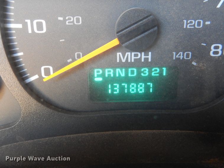 image for item DG1707 2008 GMC C5500  Crew Cab utility / service truck