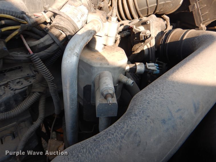 image for item DG1707 2008 GMC C5500  Crew Cab utility / service truck