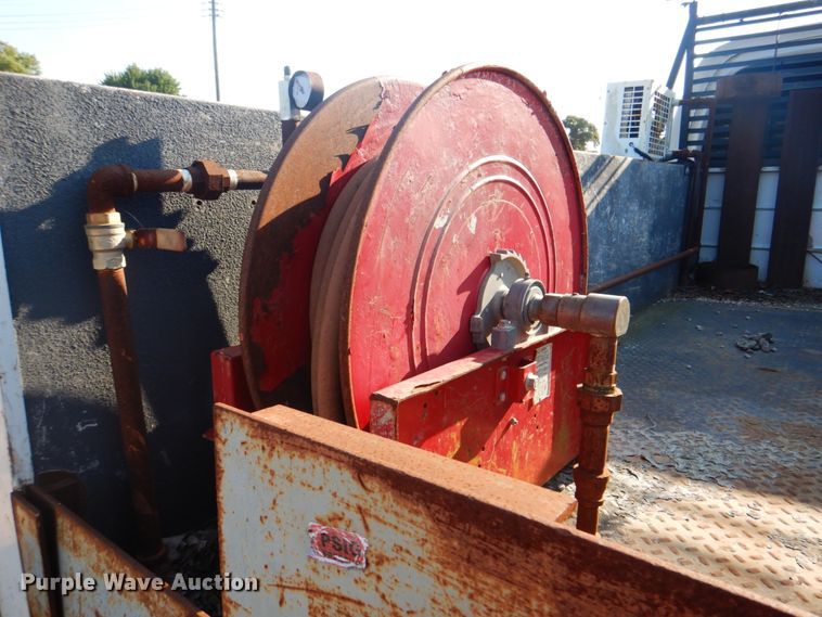 image for item DG1707 2008 GMC C5500  Crew Cab utility / service truck