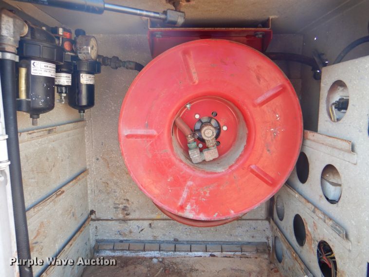 image for item DG1707 2008 GMC C5500  Crew Cab utility / service truck