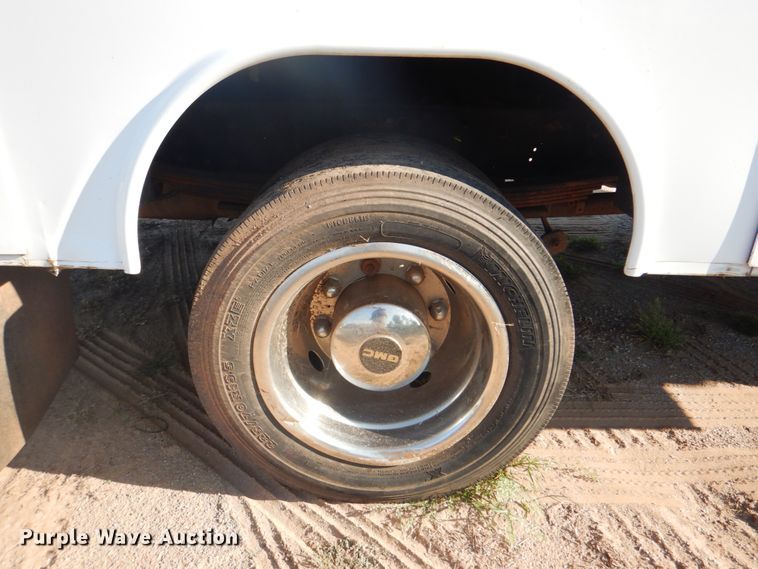 image for item DG1707 2008 GMC C5500  Crew Cab utility / service truck