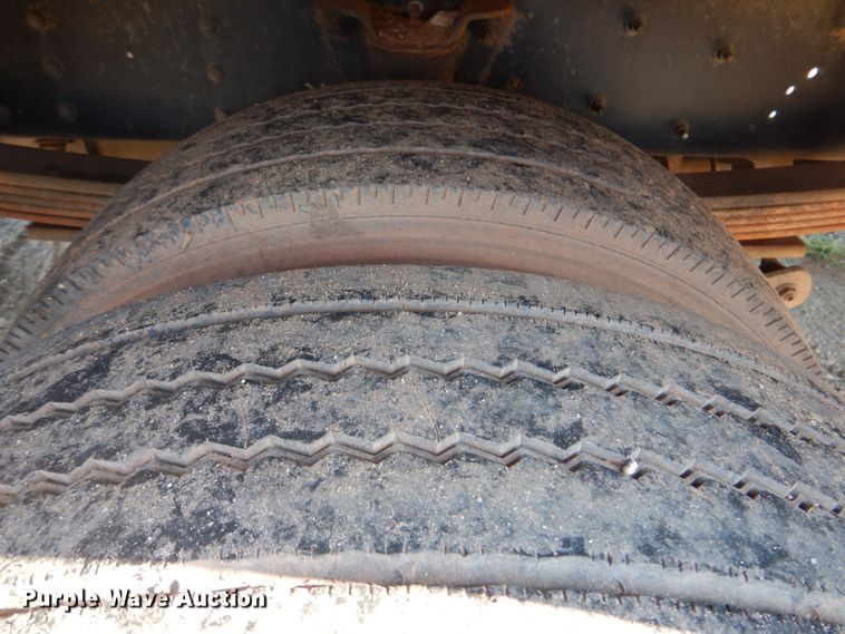 image for item DG1707 2008 GMC C5500  Crew Cab utility / service truck