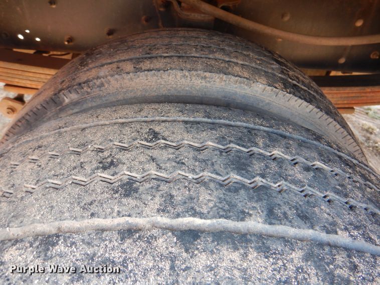 image for item DG1707 2008 GMC C5500  Crew Cab utility / service truck