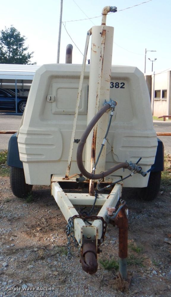image for item DG1708 2007 Ingersoll Rand P185  air compressor