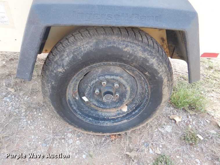 image for item DG1708 2007 Ingersoll Rand P185  air compressor