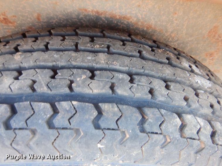 image for item DG1710 2010 Diamond T  equipment trailer