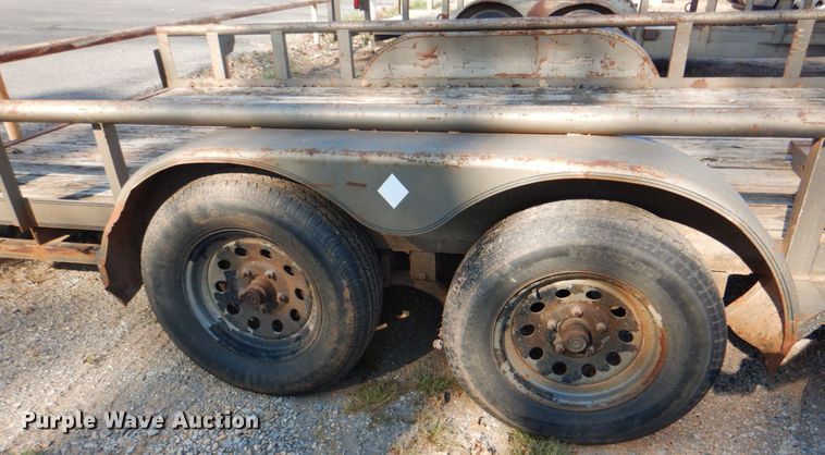 image for item DG1710 2010 Diamond T  equipment trailer