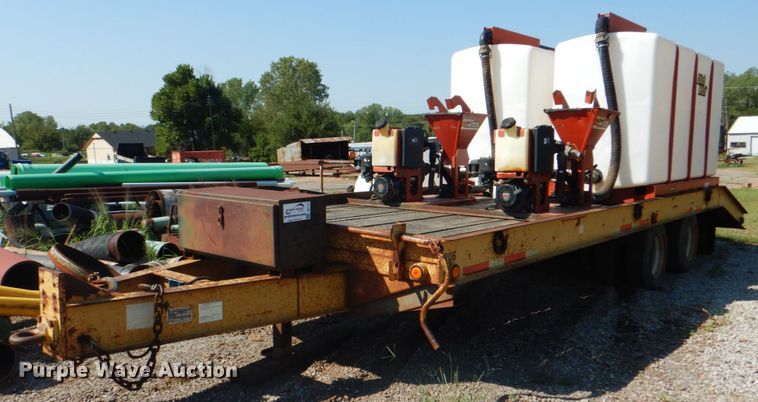 image for item DG1712 2000 Belshe  flatbed trailer with mud mixer